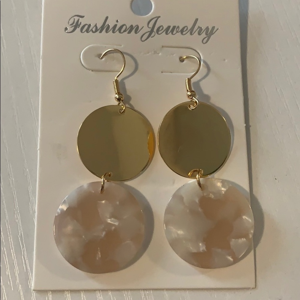 Beautiful earrings!